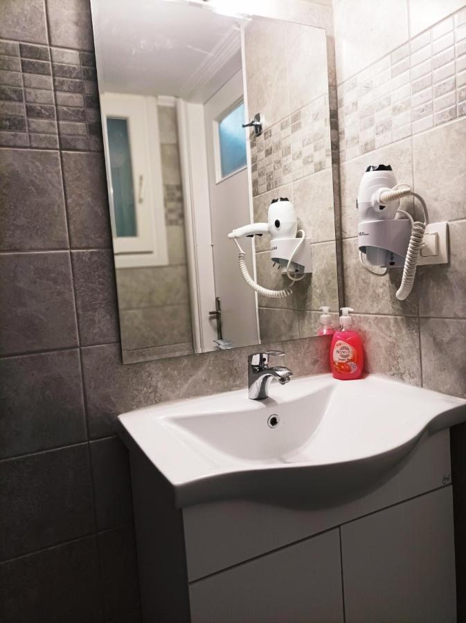 Oino Apartment コルフ島 エクステリア 写真